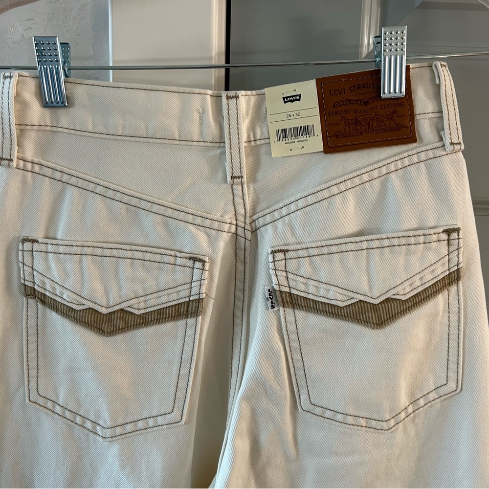 NWT Free People Levi’s Movin On 70s High Flare Jeans - Picture 7 of 7